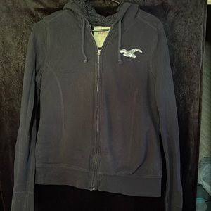 navy blue hollister sherpa zip-up hoodie